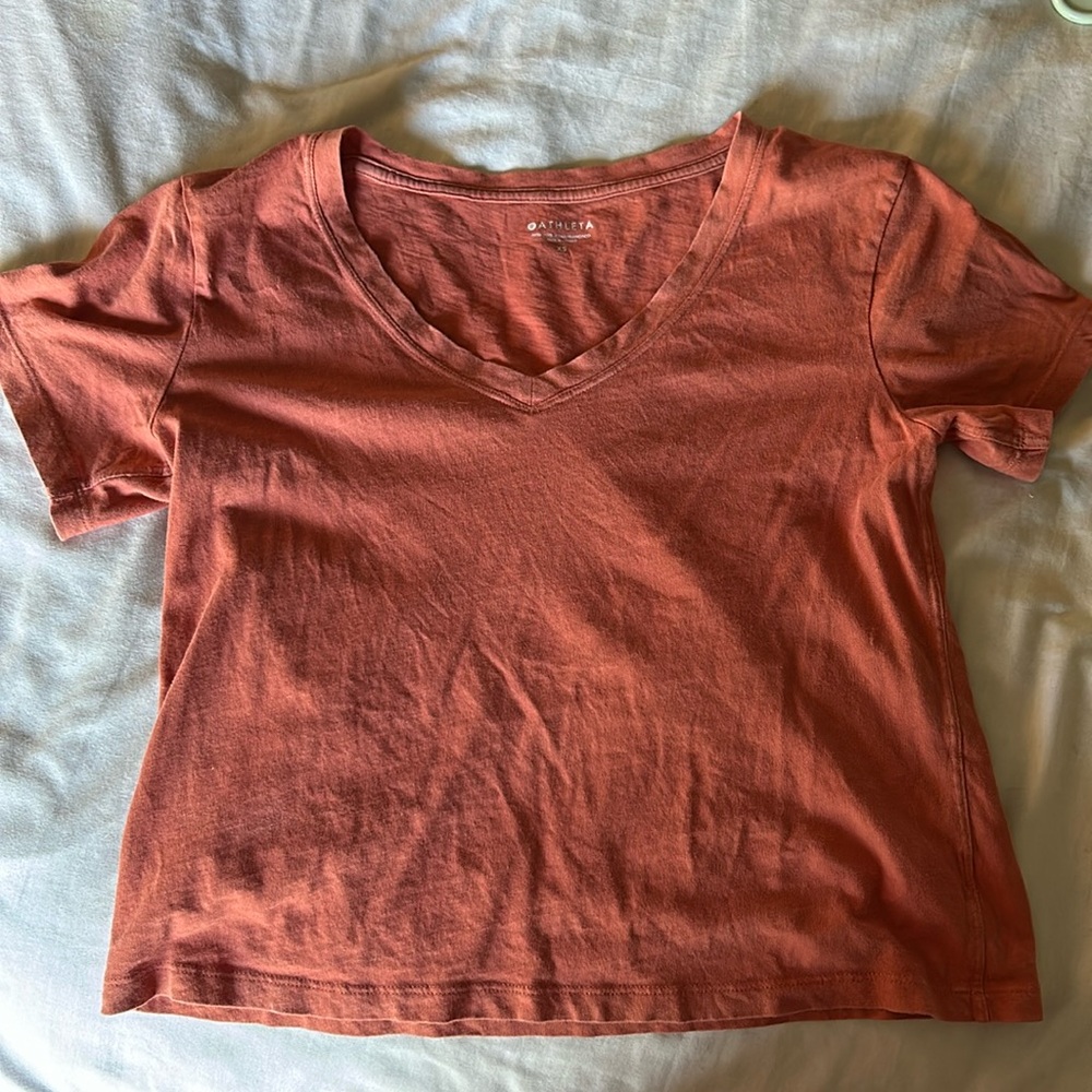 Xs shirt from athleta, only worn like 3 times.